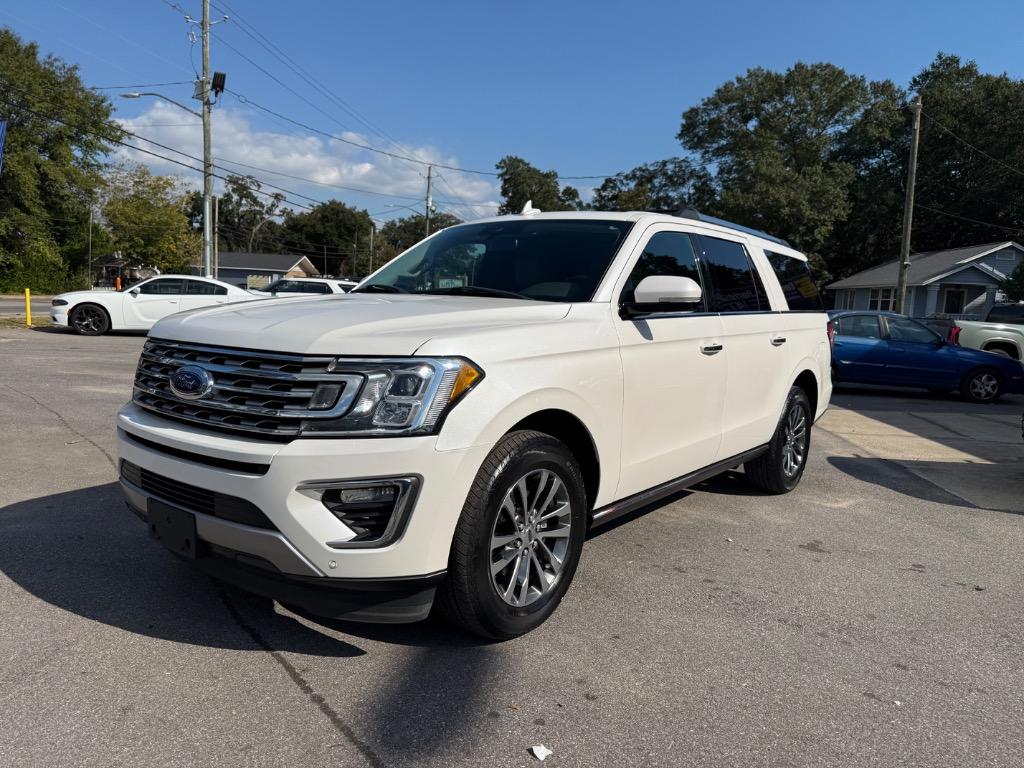 2018 Ford Expedition Limited's photo