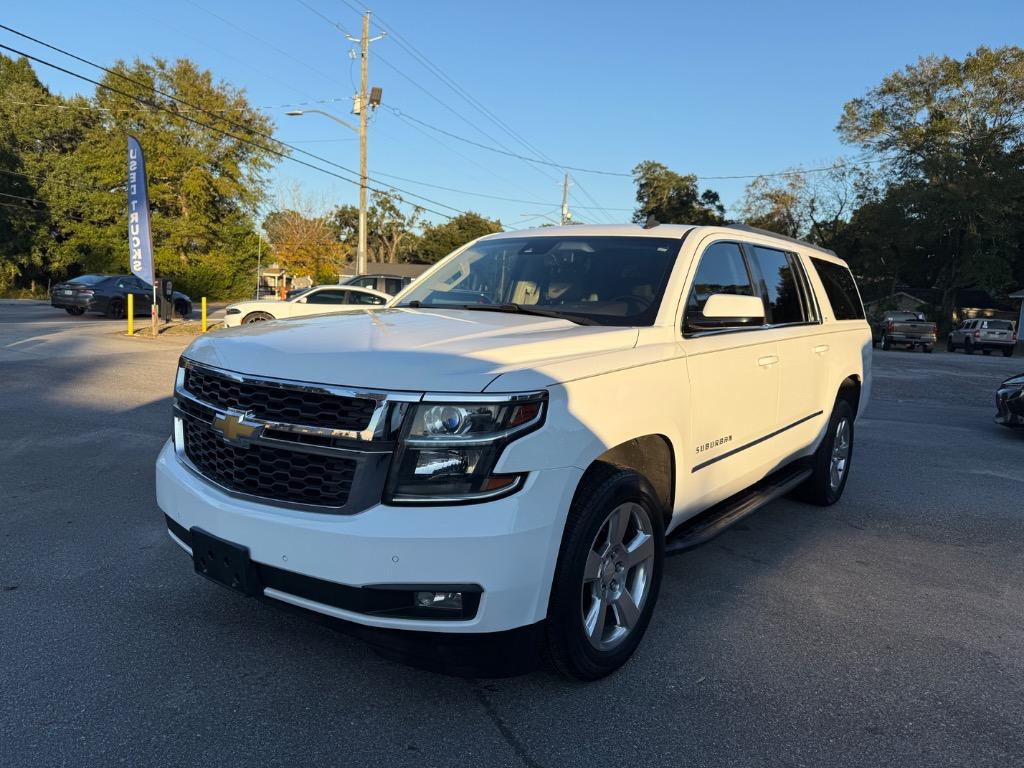 2015 Chevrolet Suburban LT's photo