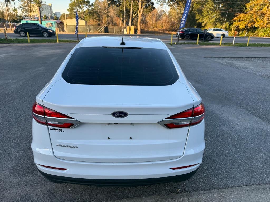 2019 Ford Fusion S - Photo 6