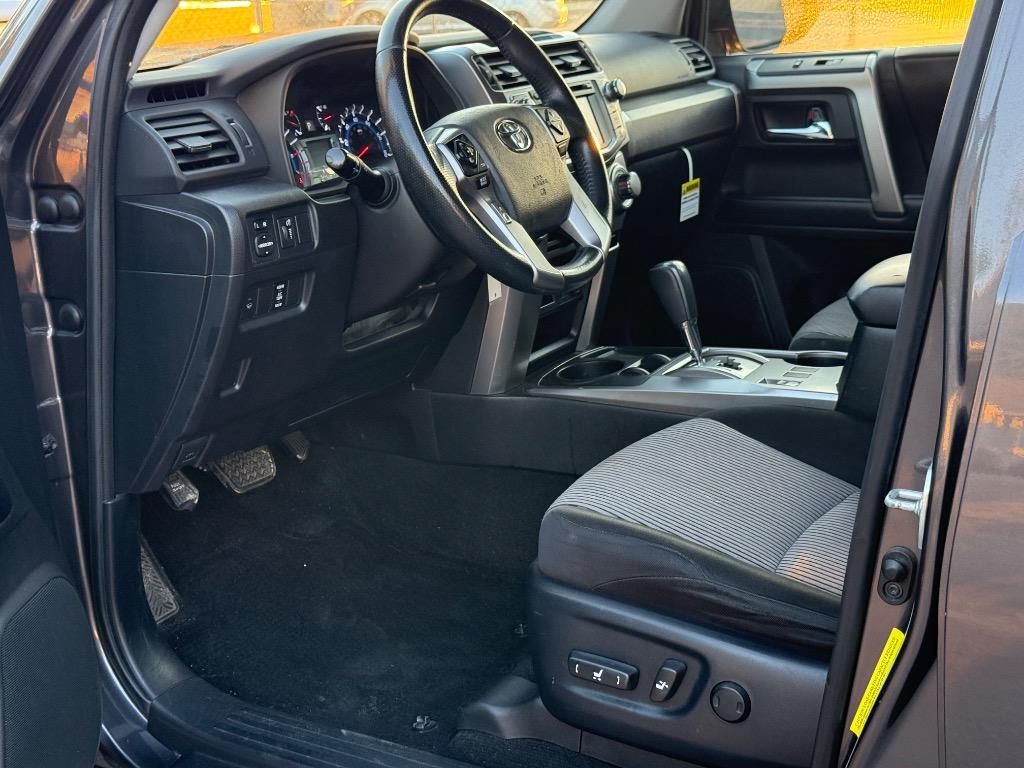 2018 Toyota 4Runner SR5 - Photo 14