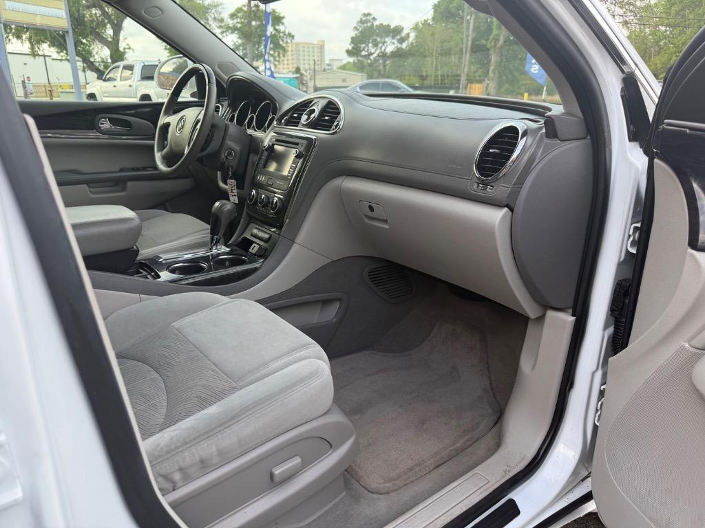 2017 Buick Enclave Convenience - Photo 10