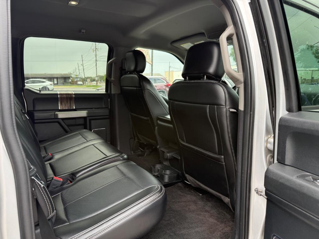 2018 Ford F-150 Lariat - Photo 13