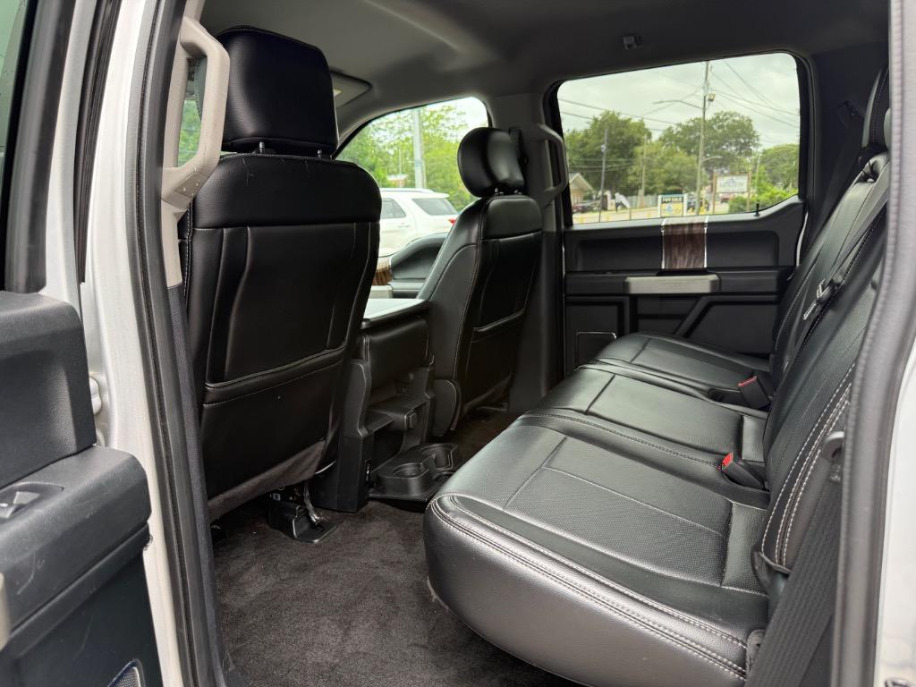 2018 Ford F-150 Lariat - Photo 11