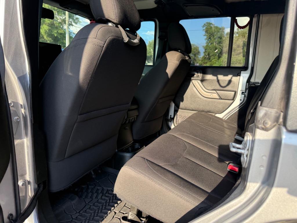 2017 Jeep Wrangler Unlimited Sport S - Photo 11