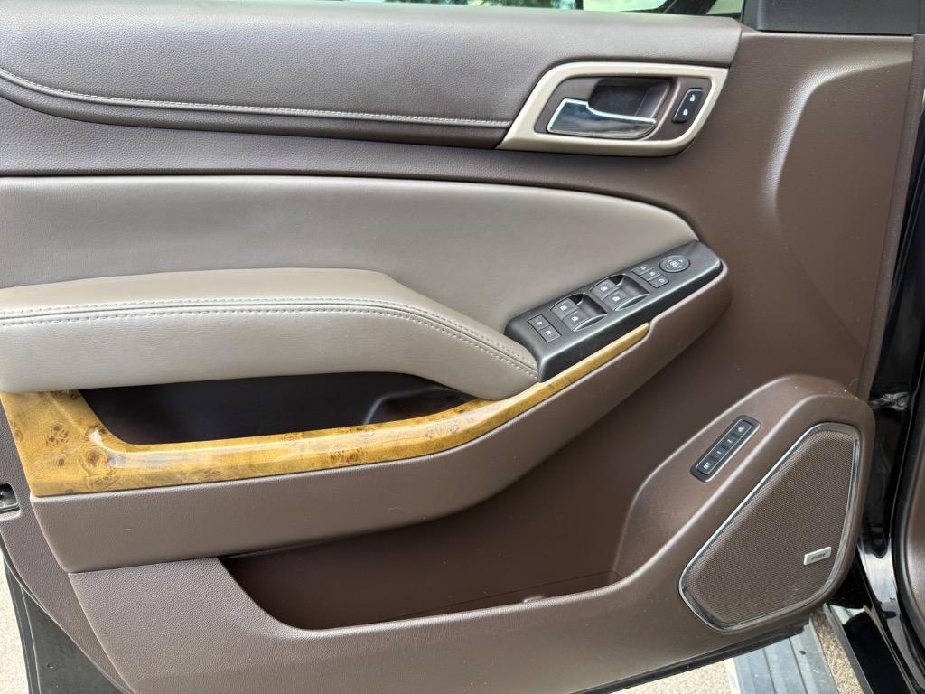 2016 GMC Yukon XL Denali - Photo 16