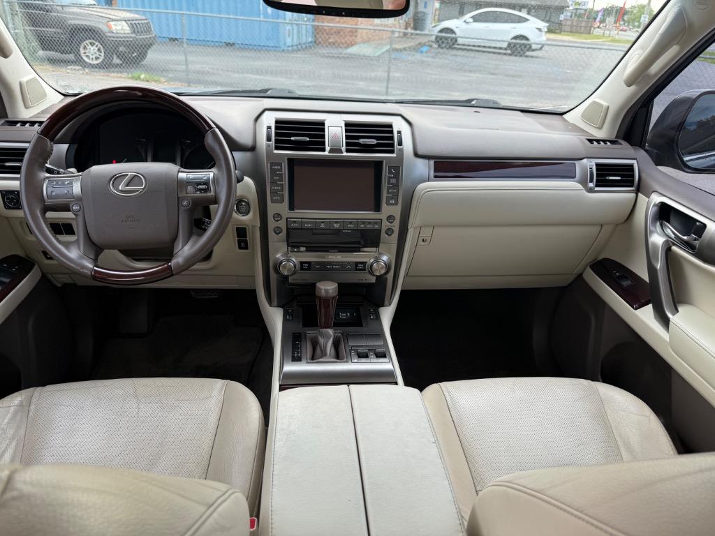 2015 Lexus GX Base - Photo 11