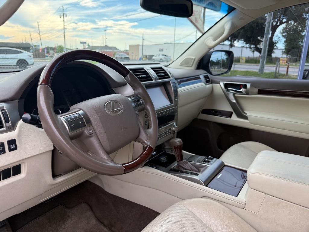 2015 Lexus GX Base - Photo 13